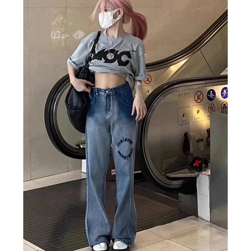 Teddy Bear Embroidered Wide-Leg Jeans – High-Waisted Patchwork Denim for Women (Lace Detail, Casual Fit)