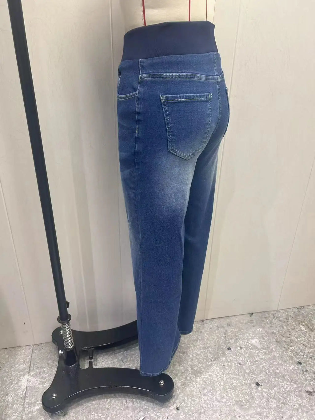 Y2K Baggy Wide-Leg Jeans – Stretchy High-Waist Denim for Women (Whisker Wash, Loose Straight Fit)