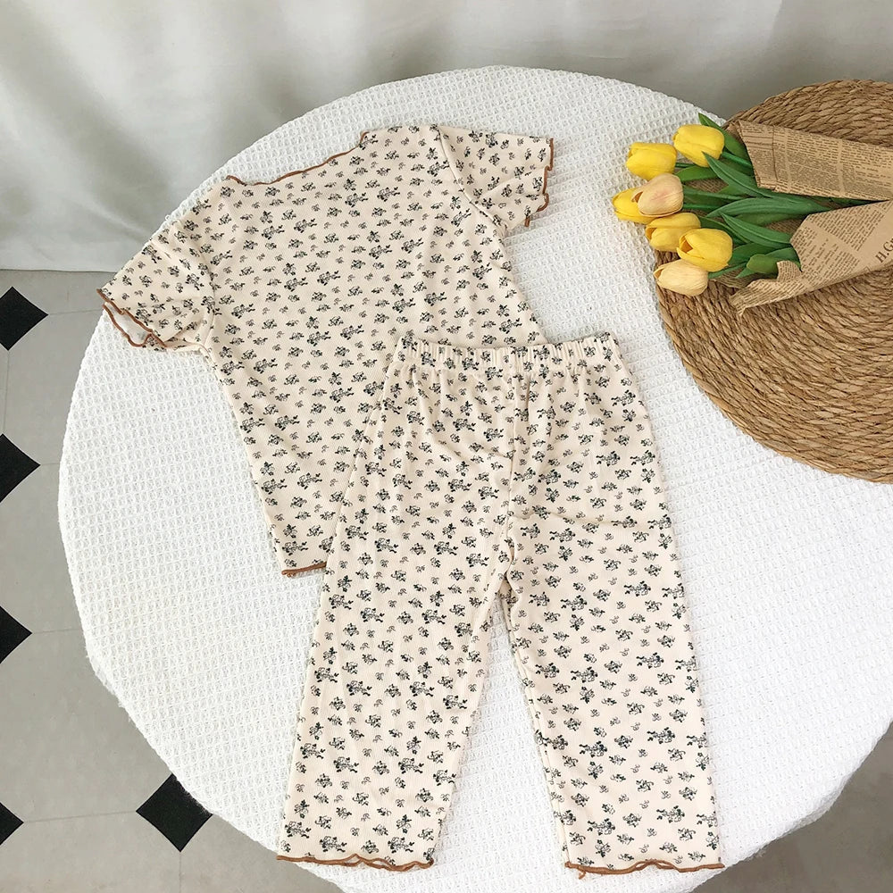 Kids' Floral 2-Piece Set – Short-Sleeve T-Shirt & Trousers (Soft Cotton, Casual Outfit)
