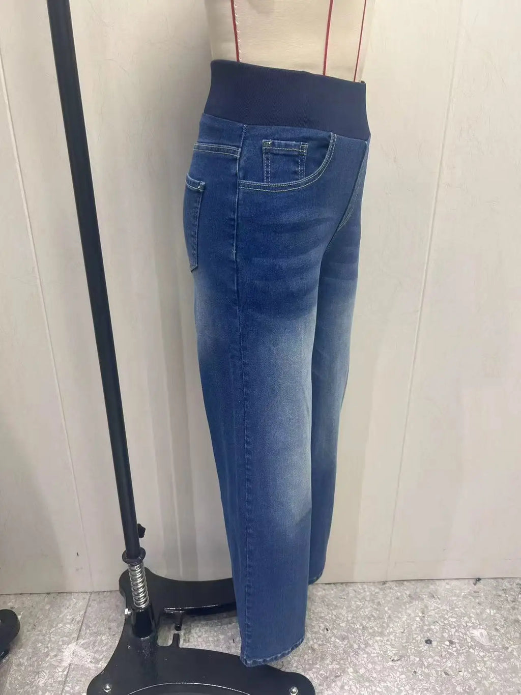 Y2K Baggy Wide-Leg Jeans – Stretchy High-Waist Denim for Women (Whisker Wash, Loose Straight Fit)